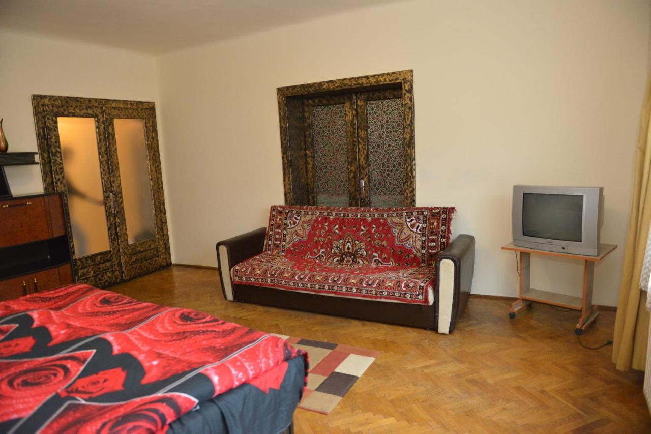 Apartament Oana Braşov Buitenkant foto