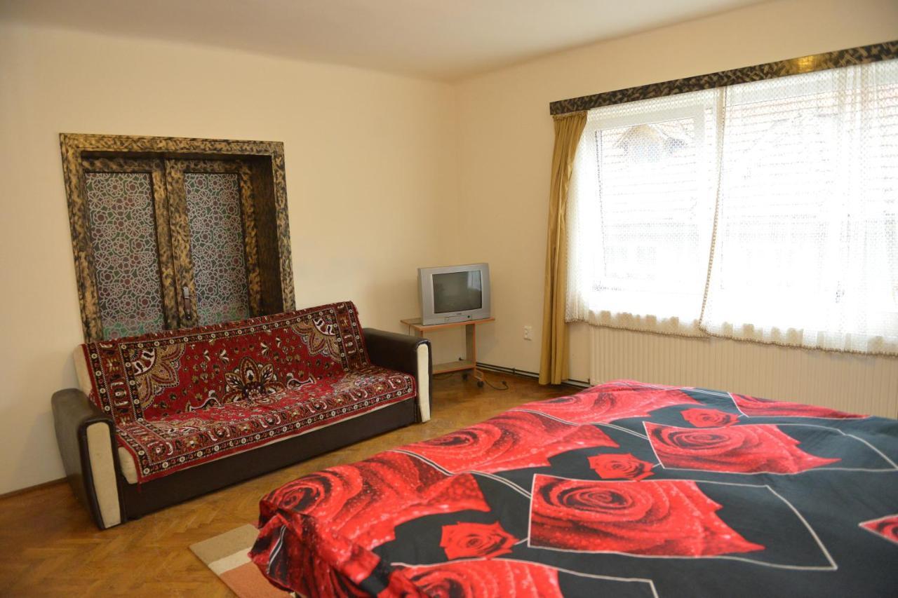Apartament Oana Braşov Buitenkant foto